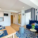 Apartment 21b Niebieskie Z Basenem Krytym, Odkrytym, Sala Zabaw, Animacjami Poddabie