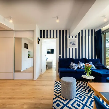 דירה 21b Niebieskie Z Basenem Krytym, Odkrytym, Sala Zabaw, Animacjami פודאובי