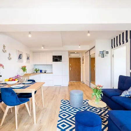 דירה 21b Niebieskie Z Basenem Krytym, Odkrytym, Sala Zabaw, Animacjami