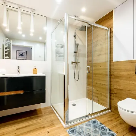 21b Niebieskie Z Basenem Krytym, Odkrytym, Sala Zabaw, Animacjami Apartment *