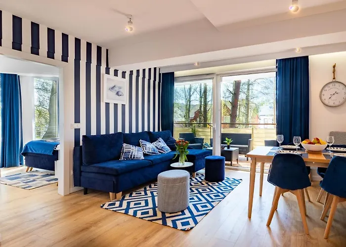 21b Niebieskie Z Basenem Krytym, Odkrytym, Sala Zabaw, Animacjami